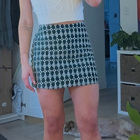 Cider Velvet Green /White Jacquard Printed High Waist Mini Skirt Size Small NWT - Picture 9 of 9